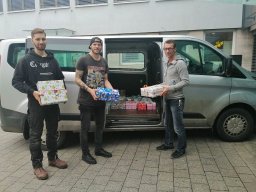 k-weihnachtsgeschenkesoskinderdorf (3)